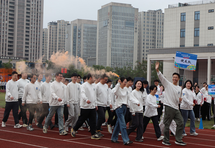 8、快樂隊1.jpg